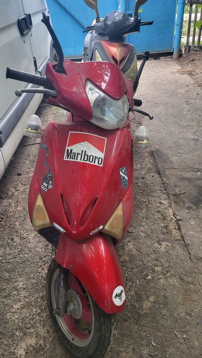 Продам 2 мопеда (50кубів та 200)