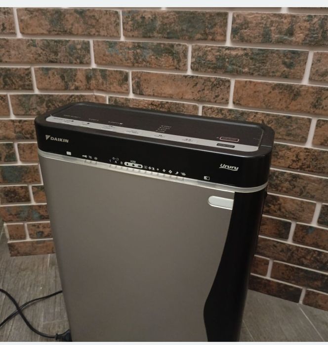 Фотокаталитический воздухоочиститель Daikin MCK75J-K с увлажнением