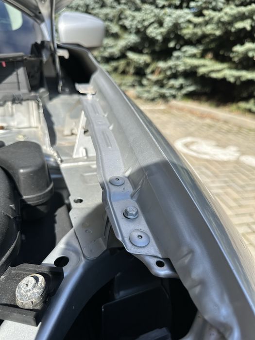 Nissan Rogue T32 REST 2.5 бензин Автомат