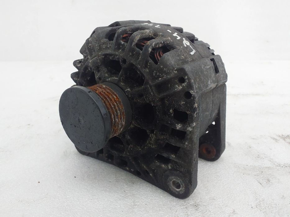 Alternador OPEL Vivaro A Combi (X83)