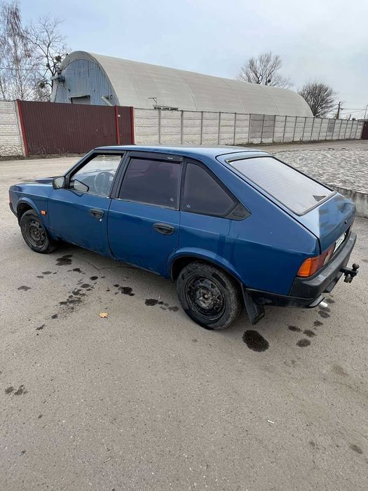 Продам АЗЛК 2141201