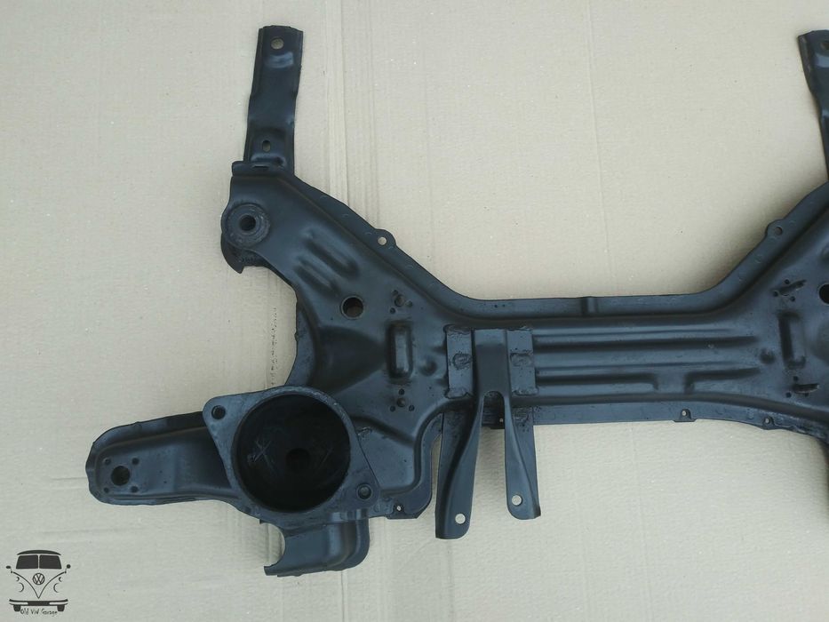 Подрамник балка Гольф 2 3 Венто Сеат Толедо