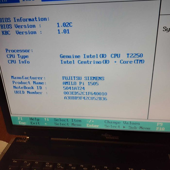 Ноутбук Fujitsu Siemens AMILO Pi 1505 / 3 ГБ RAM / Робочий / Для навчання та задач