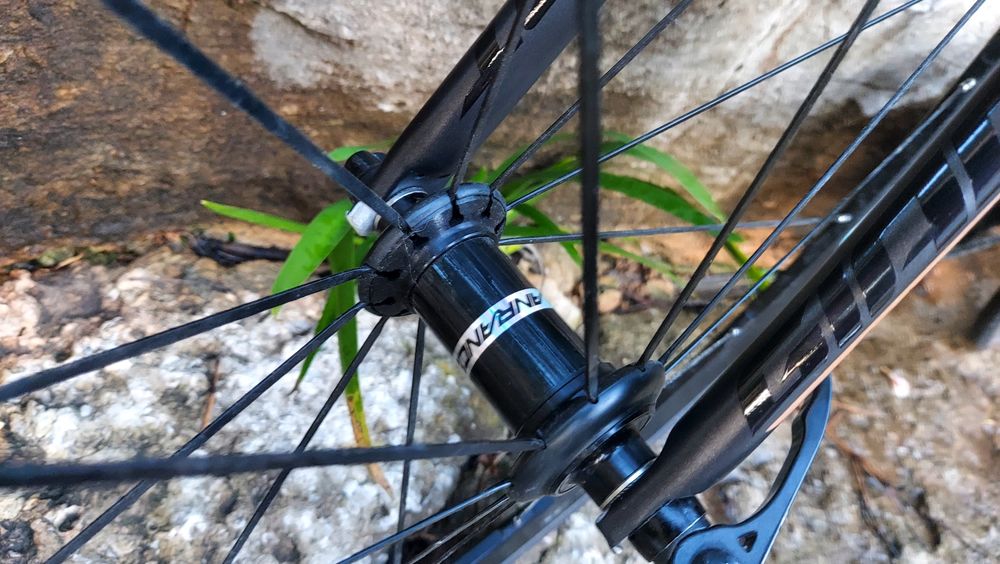 Rodas topo gama em alumínio  Anrancee rolamentos cerâmicos