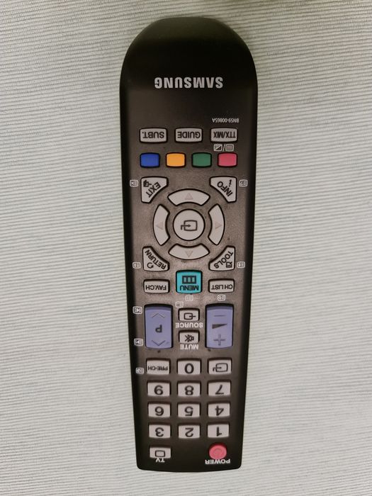 24" Samsung SyncMaster P2470HD z tunerem TV