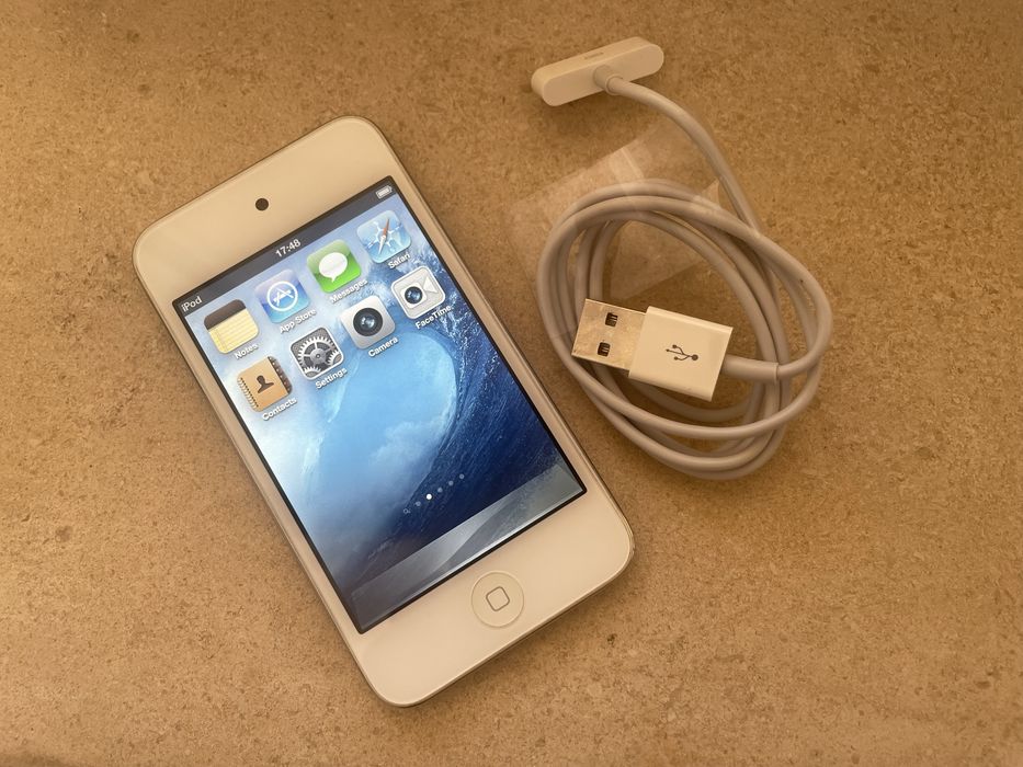 Iopd touch 16gb gen.4 apple