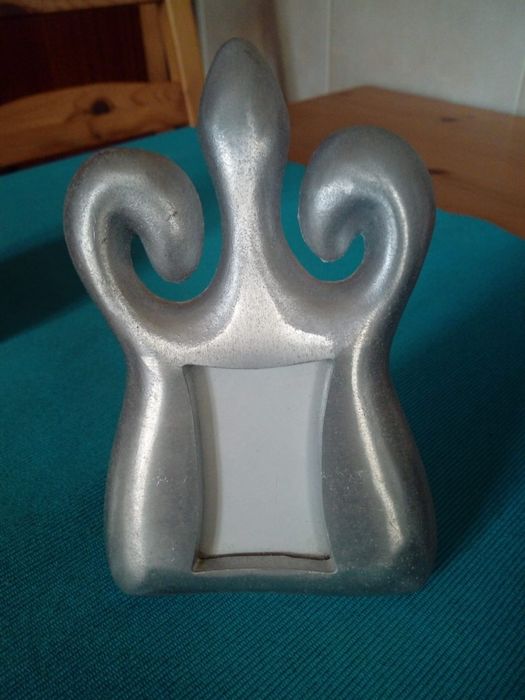 Tin Frame64550277564931120