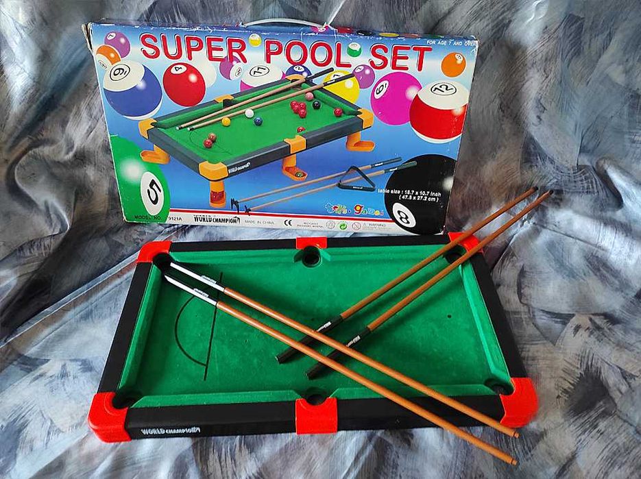 Биллиардный стол игрушечный World Champion (47,5х27,2 см)