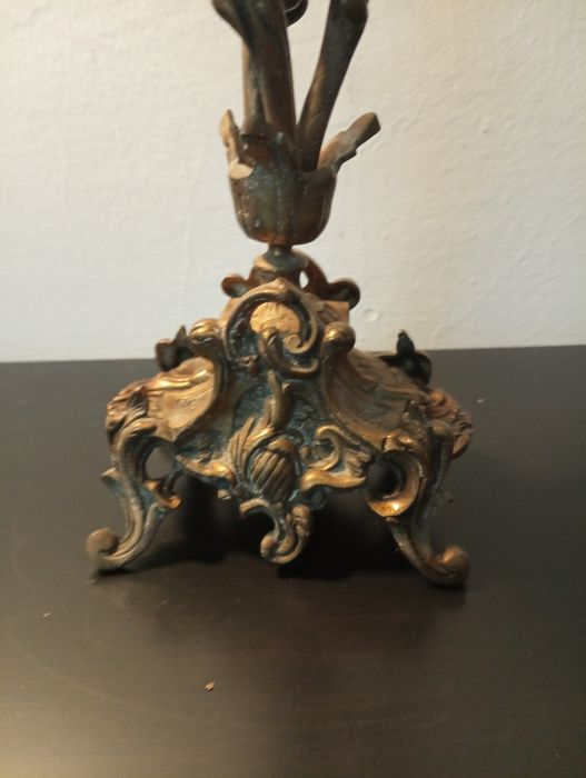 Castiçal candelabro antigo 4 velas em bronze estilo barroco