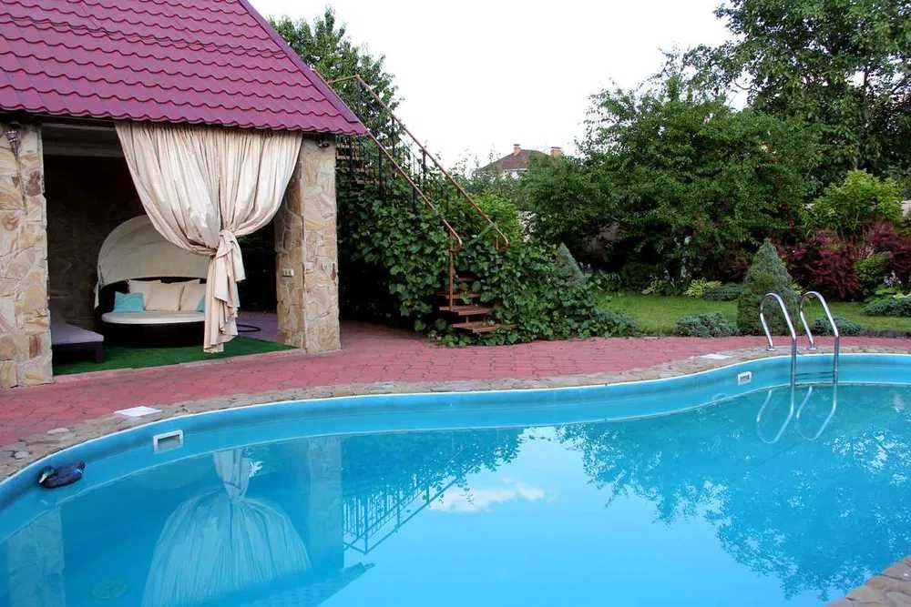 39 Коттедж  Дом  Бассейн t 30+  Джакузи  Барбекю Сауна Бильярд мангал