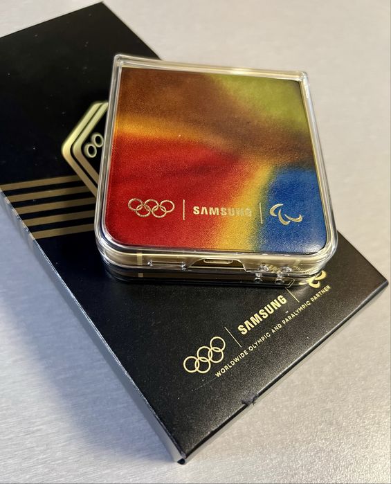 Samsung Galaxy Flip 6 Olimpic 2024 Paris Edition unikat!