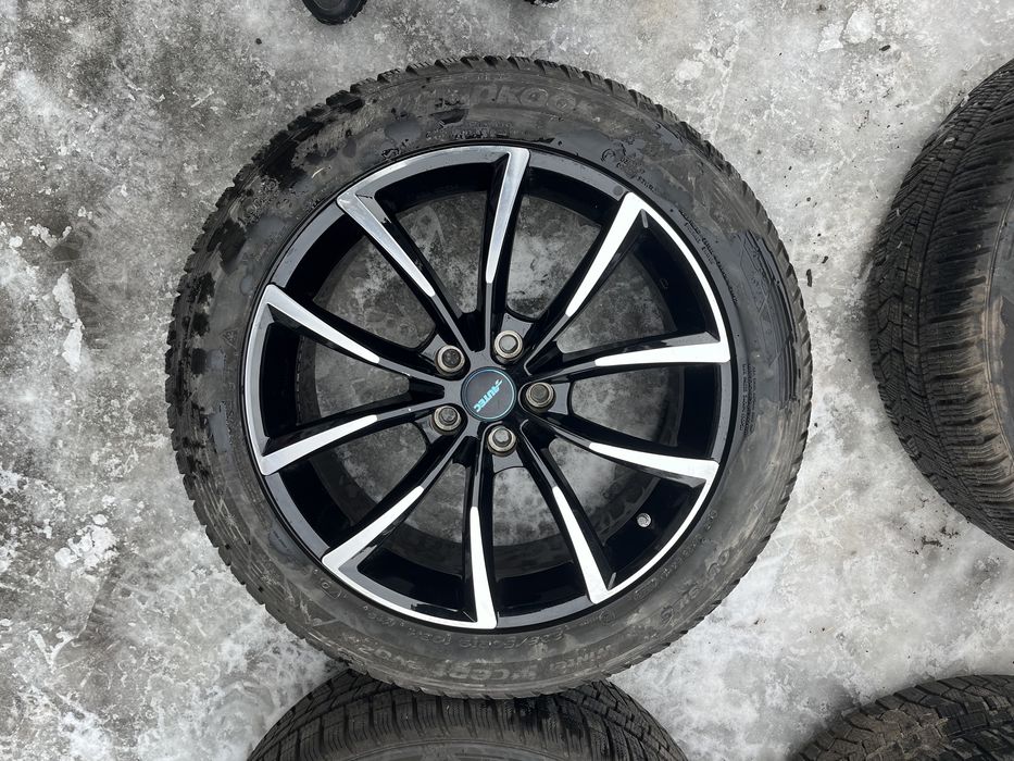 Комплект диски+шини колеса 235/50/R19 Hankook Winter i*cept evo2