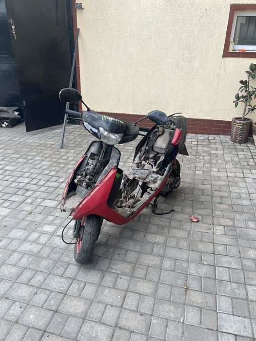 Розбір скутера  suzuki lets 2 бабочка