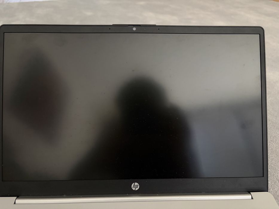 Portatil Hp laptop 15 fc0003np