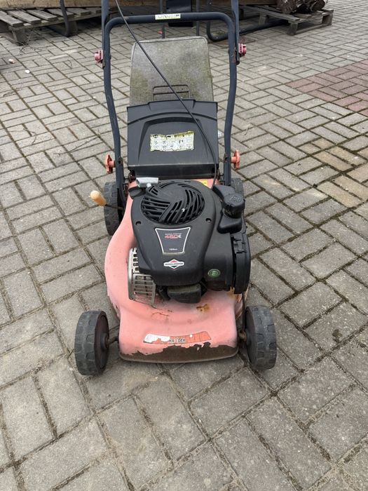 Kosiarka spalinowa od dwoch lat nie odpalana 2 suw