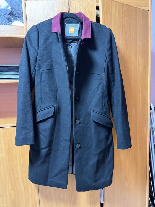 Пальто жіноче HUGO BOSS на осінь та весну