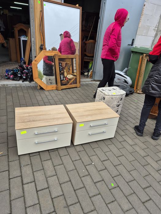 Komplet szafek nocnych