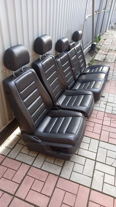 Сидіння Фольксваген Туарег Кадді Кайен шкіряні кожаные сиденья дивани