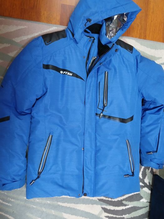 Продам  Зимову  чоловічу куртку