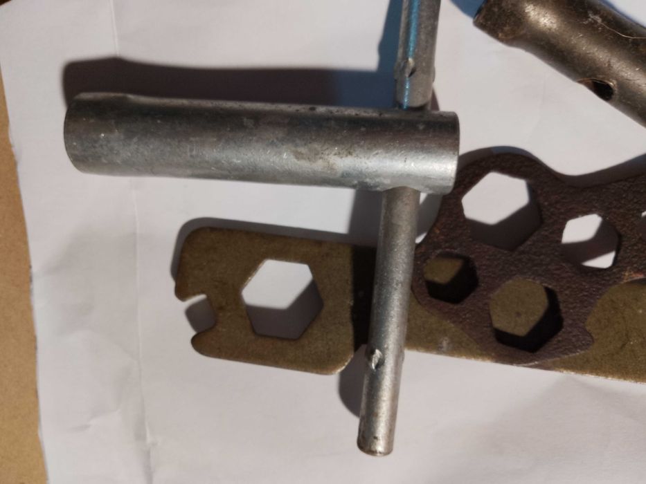 stare klucze rowerowe  - zestaw