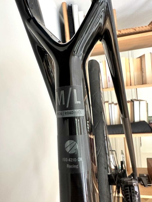 Trek Madone SLR 7 Gen 8 M/L 56 Ultegra Di2 Black Inc 48/58 1000km FV