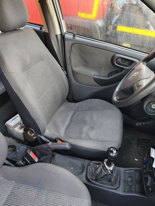 Opel corsa 1.3 cdti 2004