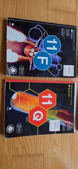 Manuais Física e Química Texto 10° e 11°