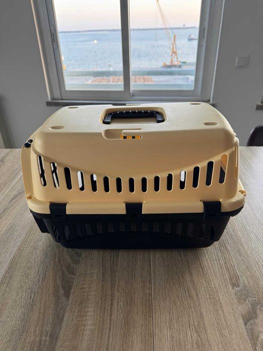 Caixa de transporte para gato ou cão (46 x 31 x 32 cm)