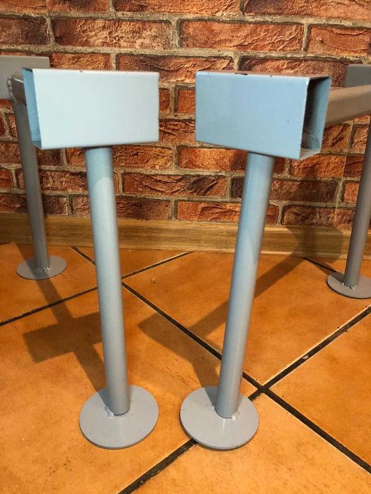 Stojaki metalowe pod ule