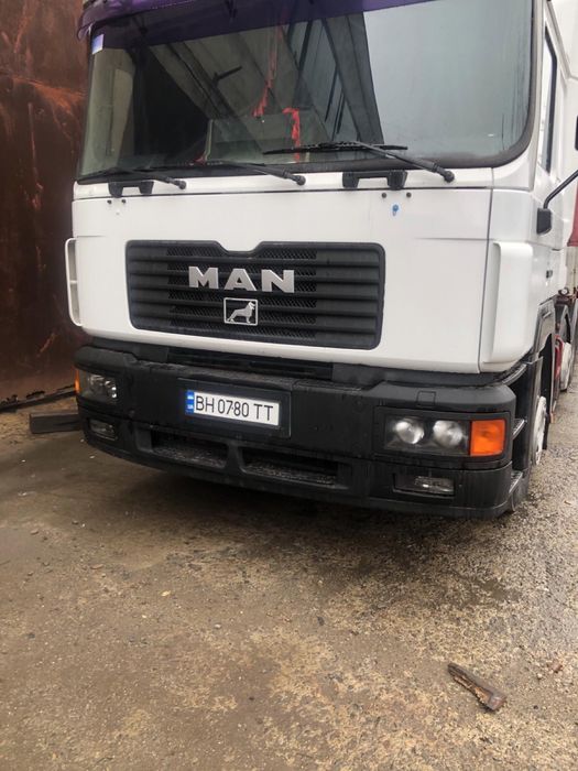 MAN commandor 2000 рік вантажівка тягач