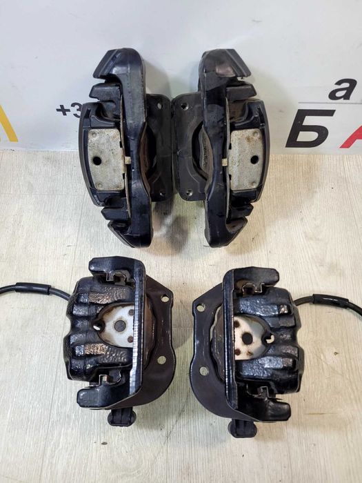BMW F10 F06 F02 F07 F11 F12 F13 F01  М-Пакет Гальма Чорні Суппорта тормозные диски полный комплект 348мм М