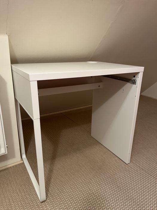 Biurko na komputer Ikea
