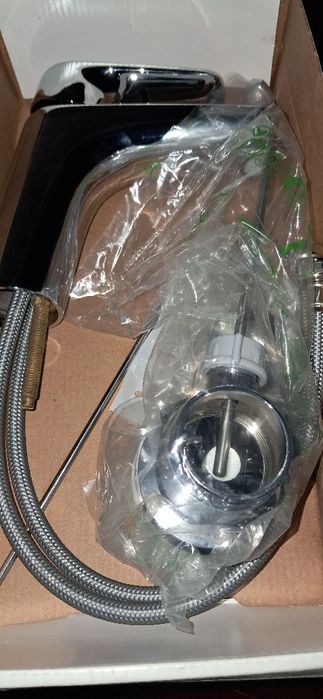 Bateria umywalkowa z korkiem Vigour