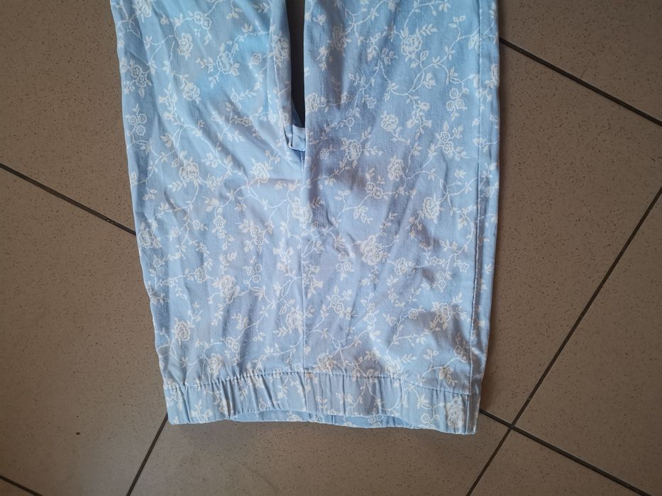 Spodnie materiałowe rurki jegginsy dopasowane gumka w pasie wysoki sta