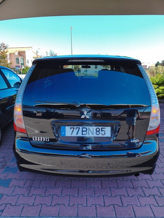 Mitsubishi Grandis 7 Lugares — photo 2
