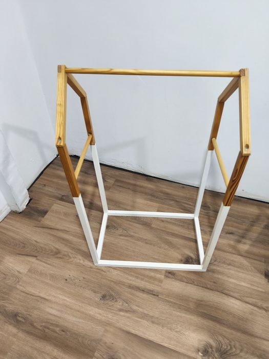 Suporte cabides infantil