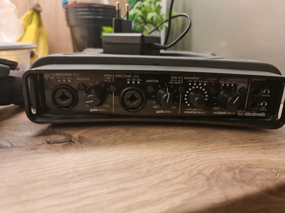 T.c electronic koncert live