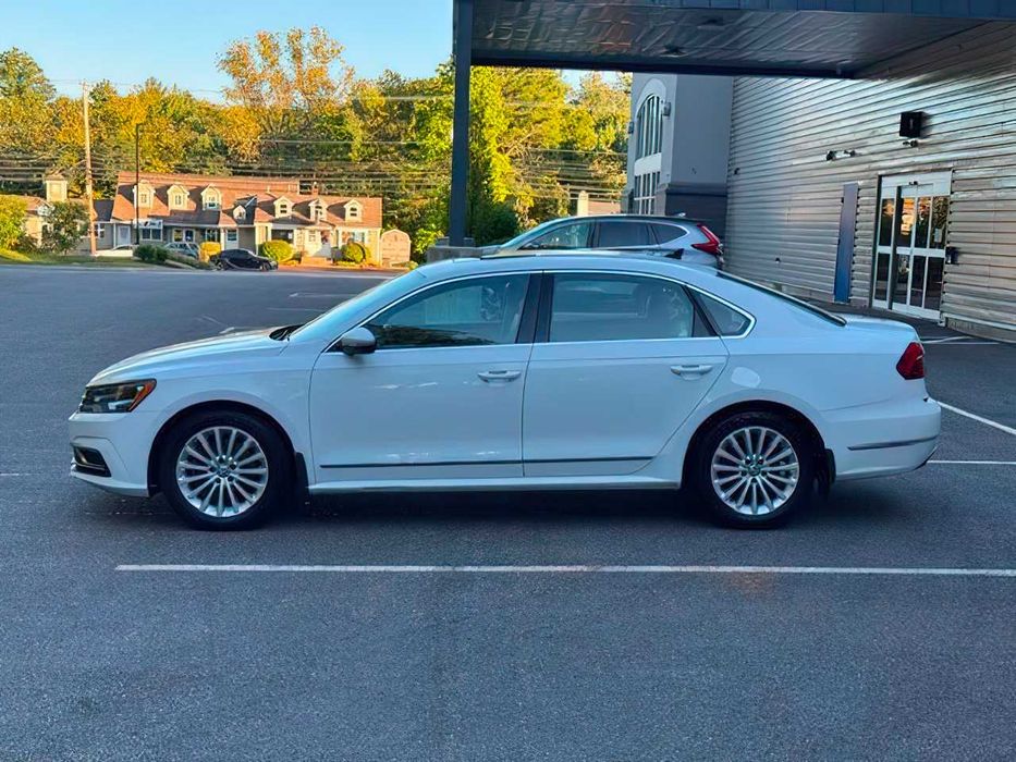 Volkswagen Passat SE      2017