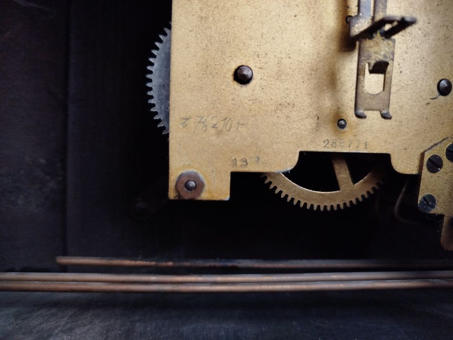 Антикварний годинник Hermle з боєм • Під реставрацію / на запчастини