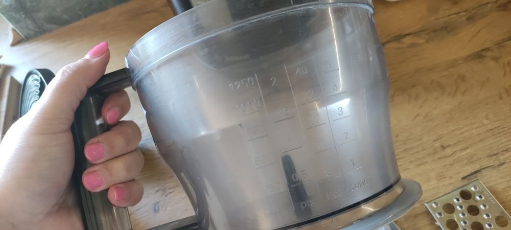 Pojemnik rozdrabniacz malakser Blender Bosch MS62B6190