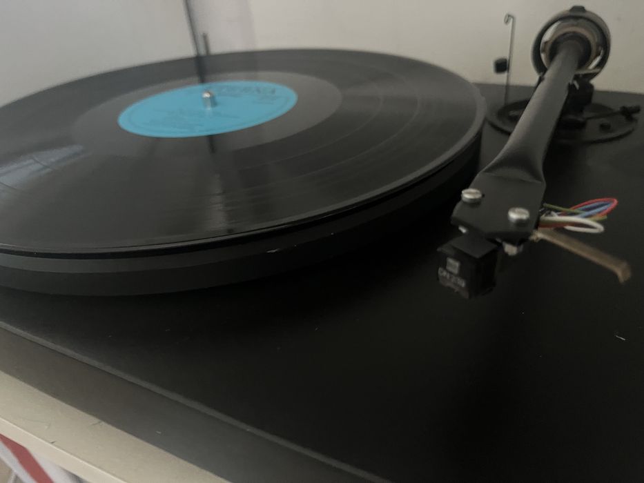 Gramofon Pro-ject 1.2