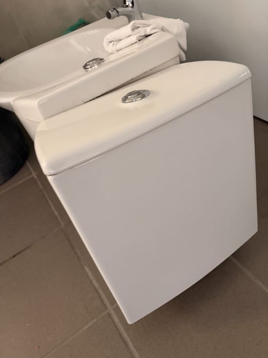 Autoclismos Sanitana em Louça Branca