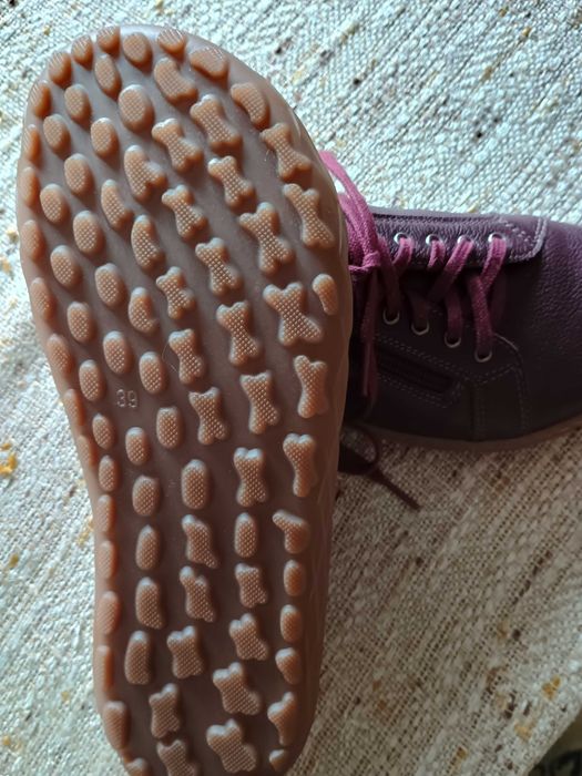 Bardzo wygodne buty skórzane