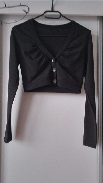 Krótka bluzka damska sweter guziki rozm. S