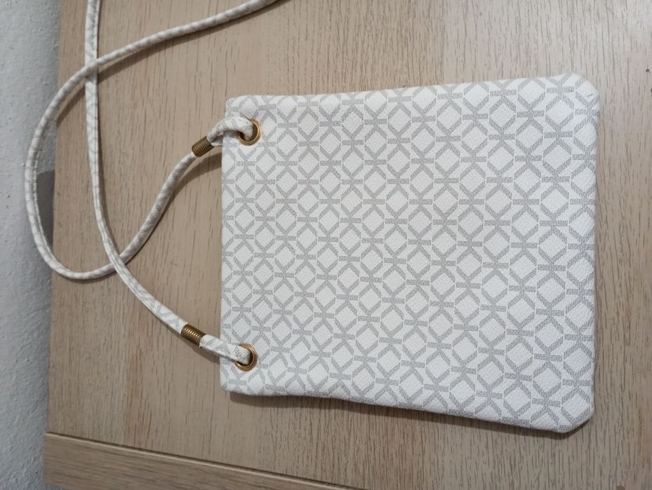 Mala Michael Kors