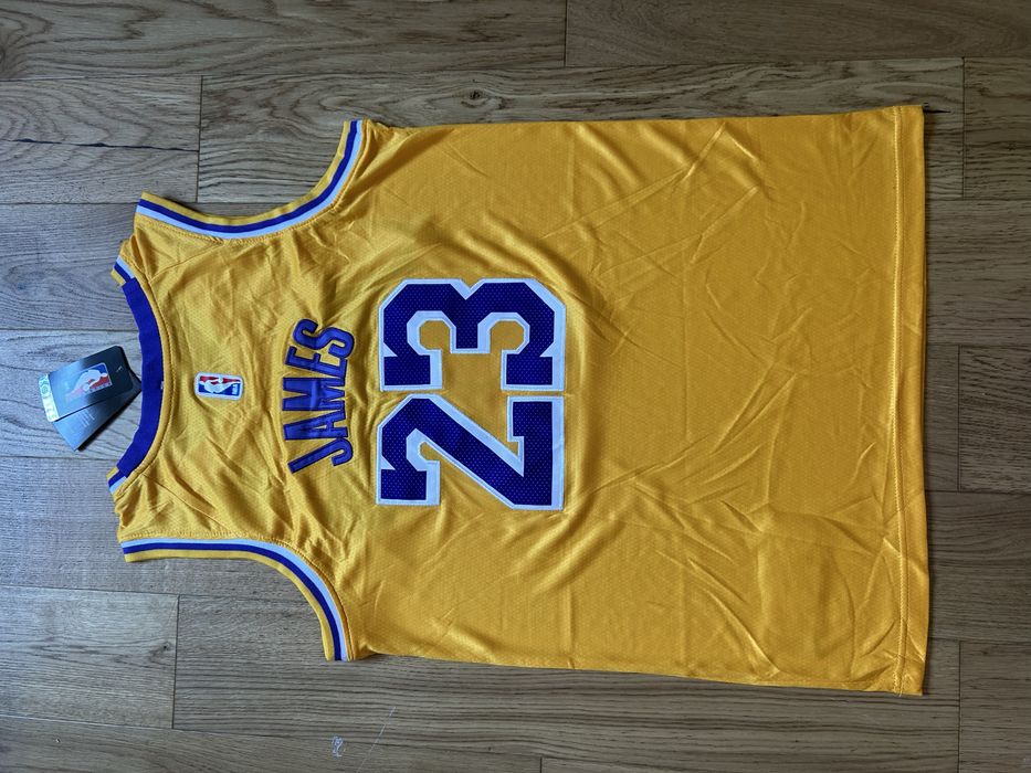 Nowy żółty Jersey Lebron James 23 NBA Lakers