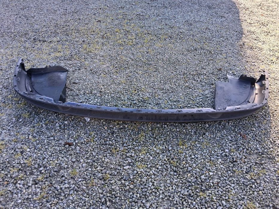 Parte inferior para-choques ( spoiler/lip)Seat Ibiza ano 2000  usado