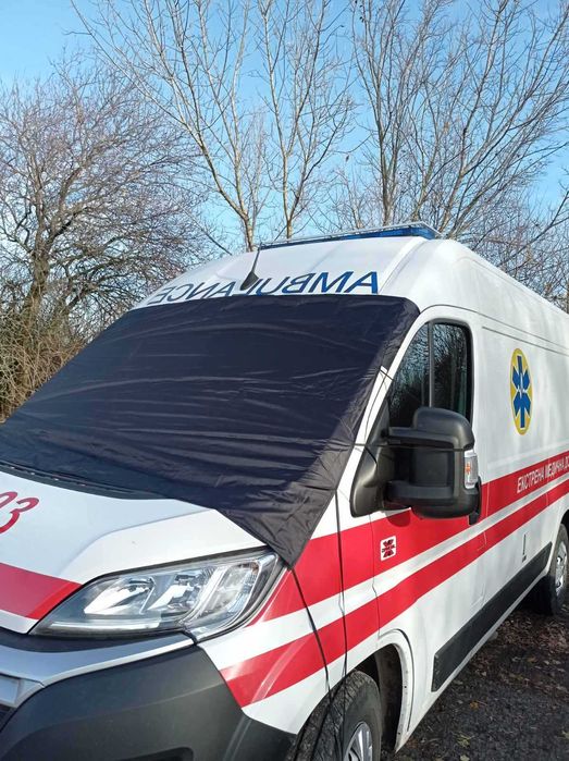 Накидка на лобове скло  від  сонця та снігу "літо - зима "