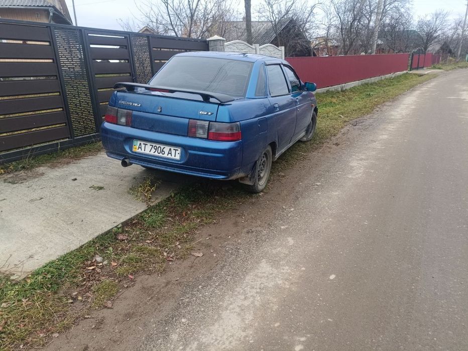 Продам ваз-2110..
