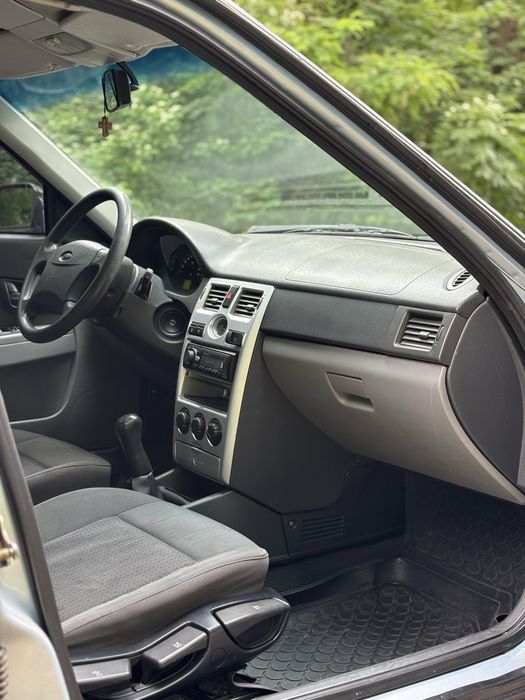 Продам LADA Priora